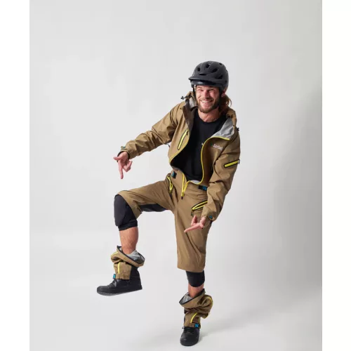 CORE dirtsuit