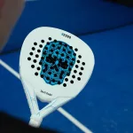 2026 SKULLPADEL V2080 white blue 12K  SOFT padel ütő