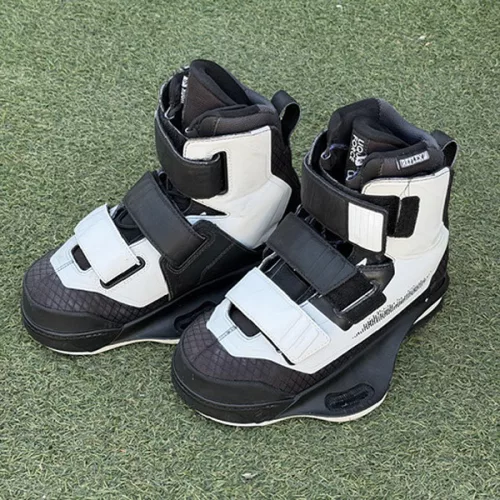 HASZNÁLT HOOK 6X WHT wakeboard kötés 41-42
